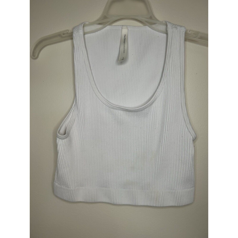 Aritzia Babaton Sculpt Knit Tank White Medium Cropped Y2K, 80’s grunge, Athletic